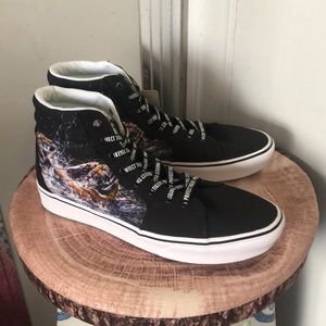 New Authentic Vans Mens Shoe